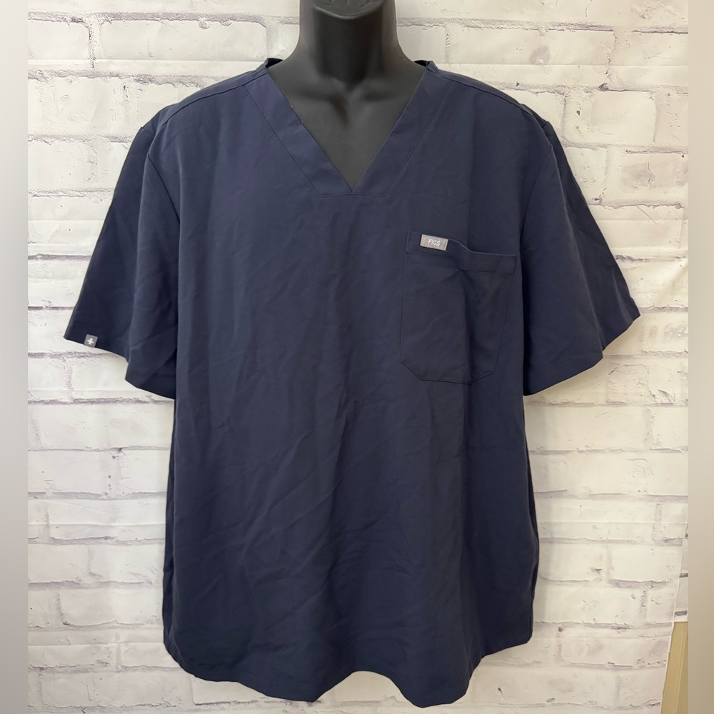Figs Men’s Size XXL Chisec Three Pocket Scrub Top Tailored Fit  V Neck‎ Blue